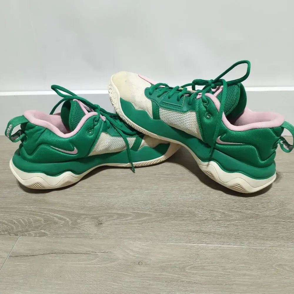 Nike Giannia Immortality 3 